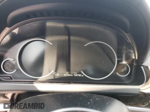 ✅ 2017 BMW 6 Series 640i xDrive • VIN: WBA6D2C58HGT66290 • Lot: 65738404. Wystawiony na Copart z przebiegiem 105 783 mil. Bezpłatny archiwum sprzedaży aukcyjnych z USA i szczegółowy raport historii pojazdu na DreamBid. Zdjęcie 9.