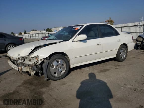✅ 2002 Honda Accord EX • VIN: 1HGCG16542A021269 • Lot: 91058425. Listed on Copart with 189,631 mi. Free auction sales archive from the USA and detailed vehicle history report at DreamBid. Image 1.