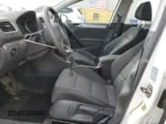 ✅ 2012 Volkswagen Golf w/Conv • VIN: WVWDB7AJ6CW318718 • Lot: 82484134. Listed on Copart with 31,547 mi. Free auction sales archive from the USA and detailed vehicle history report at DreamBid. Image 7.