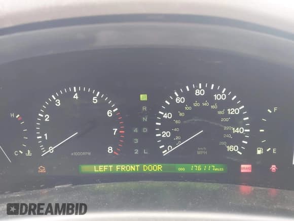 ✅ 1998 Lexus LS 400 • VIN: JT8BH28FXW0127870 • Лот: 43790435. Опубликован ранее на IAAI с пробегом 176 117 миль. Бесплатный доступ к архиву аукционных продаж из США и подробный отчёт об истории автомобиля на DreamBid. Изображение 7.