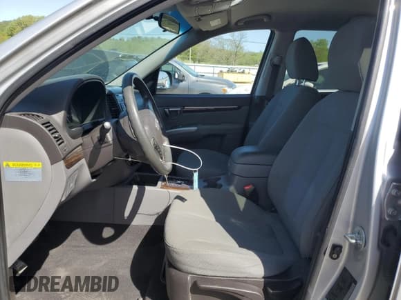 ✅ 2010 Hyundai Santa Fe GLS • VIN: 5NMSG3AB1AH381896 • Lot: 49080783. Listed on Copart with 155,990 mi. Free auction sales archive from the USA and detailed vehicle history report at DreamBid. Image 7.