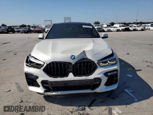 ✅ 2020 BMW X6 sDrive40i • VIN: 5UXCY4C0XL9D04611 • Лот: 84932485. Опубликован ранее на Copart с пробегом 36 997 миль. Бесплатный доступ к архиву аукционных продаж из США и подробный отчёт об истории автомобиля на DreamBid. Изображение 5.
