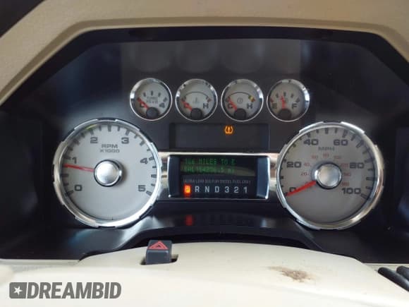 ✅ 2010 Ford F-250 XL • VIN: 1FTSW2BR1AEA55995 • Lot: 43115011. Wystawiony na IAAI z przebiegiem 184 256 mil. Bezpłatny archiwum sprzedaży aukcyjnych z USA i szczegółowy raport historii pojazdu na DreamBid. Zdjęcie 7.