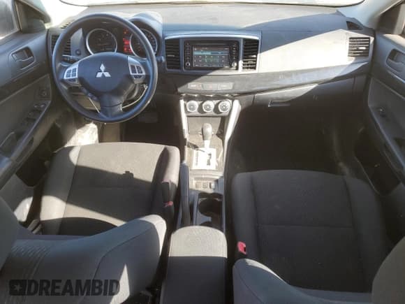 ✅ 2017 Mitsubishi Lancer ES • VIN: JA32V2FW9HU603730 • Lot: 83777085. Wystawiony na Copart z przebiegiem 80 296 mil. Bezpłatny archiwum sprzedaży aukcyjnych z USA i szczegółowy raport historii pojazdu na DreamBid. Zdjęcie 8.