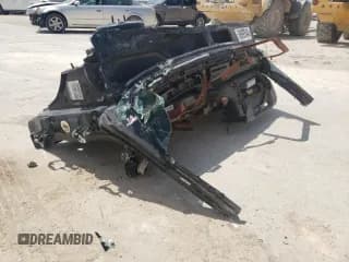 ✅ 2004 Chevrolet Silverado 1500 Z71 • VIN: 2GCEK13T741419825 • Лот: 69892544. Опубликован ранее на Copart с пробегом Не указан. Бесплатный доступ к архиву аукционных продаж из США и подробный отчёт об истории автомобиля на DreamBid. Изображение 2.