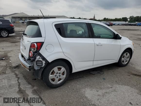 ✅ 2015 Chevrolet Sonic LS • VIN: 1G1JA6SH2F4185041 • Lot: 81253315. Listed on Copart with 155,317 mi. Free auction sales archive from the USA and detailed vehicle history report at DreamBid. Image 3.