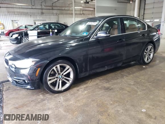 ✅ 2018 BMW 3 Series 330i xDrive • VIN: WBA8D9C50JEM34195 • Лот: 91049465. Опубликован ранее на Copart с пробегом 90 720 миль. Бесплатный доступ к архиву аукционных продаж из США и подробный отчёт об истории автомобиля на DreamBid. Изображение 1.