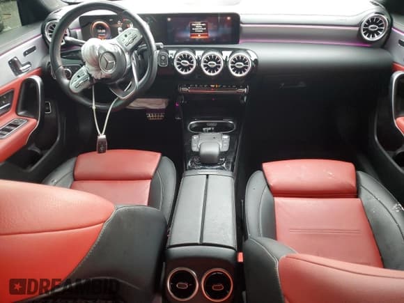 ✅ 2021 Mercedes-Benz A 220 • VIN: W1K3G4FB6MJ262152 • Лот: 63677735. Опубликован ранее на Copart с пробегом 48 268 миль. Бесплатный доступ к архиву аукционных продаж из США и подробный отчёт об истории автомобиля на DreamBid. Изображение 8.