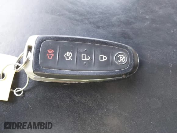 ✅ 2015 Ford Expedition Max Platinum • VIN: 1FMJK1MT6FEF41795 • Lot: 41691809. Listed on IAAI with 216,100 mi. Free auction sales archive from the USA and detailed vehicle history report at DreamBid. Image 11.