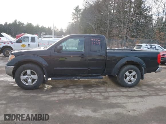 ✅ 2005 Nissan Frontier SE • VIN: 1N6AD06W35C431388 • Lot: 43828364. Wystawiony na IAAI z przebiegiem 212 032 mil. Bezpłatny archiwum sprzedaży aukcyjnych z USA i szczegółowy raport historii pojazdu na DreamBid. Zdjęcie 12.
