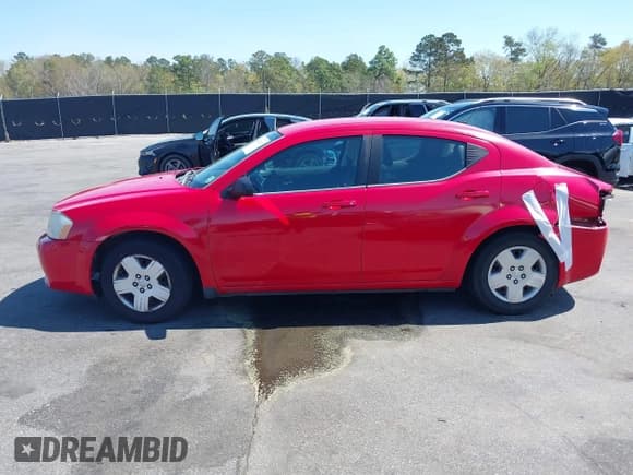 ✅ 2009 Dodge Avenger SE • VIN: 1B3LC46B69N554682 • Lot: 41892113. Wystawiony na IAAI z przebiegiem 126 204 mil. Bezpłatny archiwum sprzedaży aukcyjnych z USA i szczegółowy raport historii pojazdu na DreamBid. Zdjęcie 14.