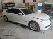 ✅ 2013 BMW 7 Series 750Li xDrive • VIN: WBAYF8C58DD140994 • Lot: 84940475. Wystawiony na Copart z przebiegiem 86 192 mil. Bezpłatny archiwum sprzedaży aukcyjnych z USA i szczegółowy raport historii pojazdu na DreamBid. Zdjęcie 4.