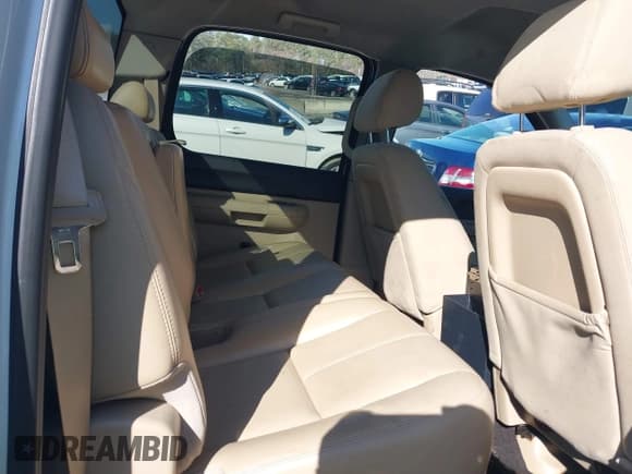 ✅ 2011 Chevrolet Silverado 1500 1HY • VIN: 3GCUKUEJ8BG300341 • Lot: 41749718. Listed on IAAI with 153,148 mi. Free auction sales archive from the USA and detailed vehicle history report at DreamBid. Image 8.