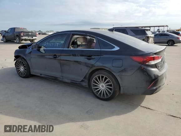 ✅ 2018 Hyundai Sonata SE • VIN: 5NPE24AF2JH622579 • Лот: 48832673. Опубликован ранее на Copart с пробегом 25 634 миль. Бесплатный доступ к архиву аукционных продаж из США и подробный отчёт об истории автомобиля на DreamBid. Изображение 2.