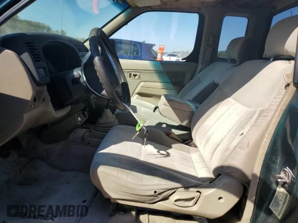 ✅ 2000 Nissan Frontier XE • VIN: 1N6DD26S0YC320260 • Лот: 86173585. Опубликован ранее на Copart с пробегом 265 531 миль. Бесплатный доступ к архиву аукционных продаж из США и подробный отчёт об истории автомобиля на DreamBid. Изображение 7.