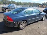 ✅ 2006 Volvo S60 2.5L Turbo • VIN: YV1RS592X62543608 • Lot: 43493308. Wystawiony na IAAI z przebiegiem 185 918 mil. Bezpłatny archiwum sprzedaży aukcyjnych z USA i szczegółowy raport historii pojazdu na DreamBid. Zdjęcie 4.
