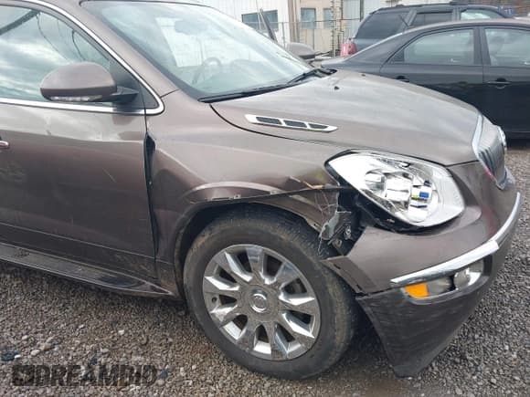 ✅ 2012 Buick Enclave Premium • VIN: 5GAKRDED9CJ395250 • Lot: 43739302. Listed on IAAI with 193,801 mi. Free auction sales archive from the USA and detailed vehicle history report at DreamBid. Image 18.