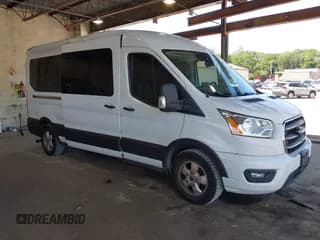 ✅ 2020 Ford Transit Passenger XL • VIN: 1FBAX2CG9LKA54558 • Lot: 42589656. Wystawiony na IAAI z przebiegiem 53 647 mil. Bezpłatny archiwum sprzedaży aukcyjnych z USA i szczegółowy raport historii pojazdu na DreamBid. Zdjęcie 1.