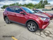 ✅ 2018 Toyota RAV4 XLE • VIN: JTMRFREV8JD247761 • Lot: 70195675. Wystawiony na Copart z przebiegiem 88 517 mil. Bezpłatny archiwum sprzedaży aukcyjnych z USA i szczegółowy raport historii pojazdu na DreamBid. Zdjęcie 4.