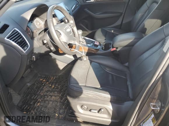 ✅ 2013 Audi Q5 Premium • VIN: WA1CFAFP7DA065685 • Lot: 91686615. Wystawiony na Copart z przebiegiem 145 877 mil. Bezpłatny archiwum sprzedaży aukcyjnych z USA i szczegółowy raport historii pojazdu na DreamBid. Zdjęcie 7.