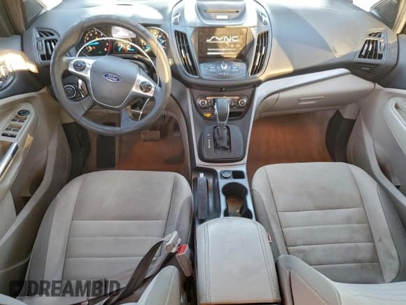 ✅ 2015 Ford Escape SE • VIN: 1FMCU0GX2FUA93721 • Лот: 94159025. Опубликован ранее на Copart с пробегом 147 120 миль. Бесплатный доступ к архиву аукционных продаж из США и подробный отчёт об истории автомобиля на DreamBid. Изображение 8.