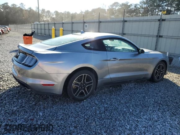✅ 2020 Ford Mustang EcoBoost • VIN: 1FA6P8TH0L5138849 • Lot: 83732884. Listed on Copart with 11,663 mi. Free auction sales archive from the USA and detailed vehicle history report at DreamBid. Image 3.