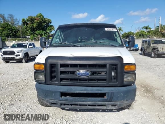 ✅ 2008 Ford Econoline Cargo Commercial • VIN: 1FTNE24W28DA53806 • Лот: 62011475. Опубликован ранее на Copart с пробегом 171 258 миль. Бесплатный доступ к архиву аукционных продаж из США и подробный отчёт об истории автомобиля на DreamBid. Изображение 5.