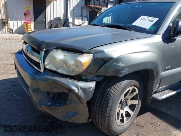 ✅ 2008 Toyota 4Runner SR5 • VIN: JTEZU14R28K004086 • Lot: 43267680. Wystawiony na IAAI z przebiegiem 165 033 mil. Bezpłatny archiwum sprzedaży aukcyjnych z USA i szczegółowy raport historii pojazdu na DreamBid. Zdjęcie 6.