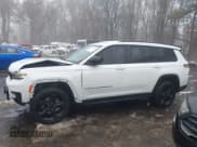 ✅ 2024 Jeep Grand Cherokee Altitude • VIN: 1C4RJKAG8R8556020 • Lot: 41556272. Listed on IAAI with 6,357 mi. Free auction sales archive from the USA and detailed vehicle history report at DreamBid. Image 14.