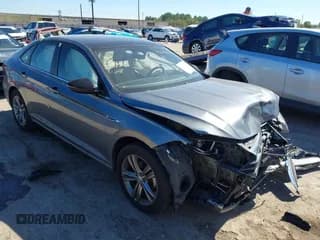 ✅ 2019 Volkswagen Jetta S • VIN: 3VWC57BU0KM107375 • Lot: 43620651. Listed on IAAI with 90,754 mi. Free auction sales archive from the USA and detailed vehicle history report at DreamBid. Image 1.