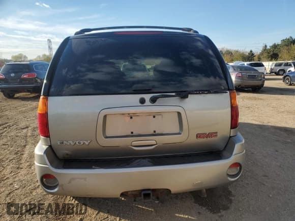 ✅ 2003 GMC Envoy SLE • VIN: 1GKDT13S732115557 • Lot: 89726025. Listed on Copart with 193,532 mi. Free auction sales archive from the USA and detailed vehicle history report at DreamBid. Image 6.