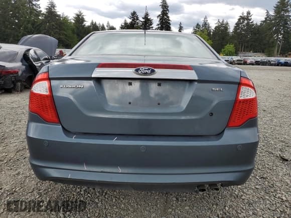 ✅ 2012 Ford Fusion SEL • VIN: 3FAHP0JA7CR275087 • Lot: 56559985. Wystawiony na Copart z przebiegiem 126 541 mil. Bezpłatny archiwum sprzedaży aukcyjnych z USA i szczegółowy raport historii pojazdu na DreamBid. Zdjęcie 6.