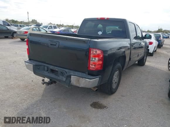 ✅ 2012 Chevrolet Silverado 1500 LTZ • VIN: 3GCPCTE0XCG296340 • Lot: 43812589. Wystawiony na IAAI z przebiegiem 226 665 mil. Bezpłatny archiwum sprzedaży aukcyjnych z USA i szczegółowy raport historii pojazdu na DreamBid. Zdjęcie 4.