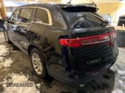 ✅ 2017 Lincoln MKT • VIN: 2LMHJ5NK3HBL01668 • Lot: 64252535. Wystawiony na Copart z przebiegiem 199 288 mil. Bezpłatny archiwum sprzedaży aukcyjnych z USA i szczegółowy raport historii pojazdu na DreamBid. Zdjęcie 3.