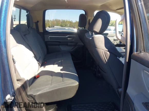 ✅ 2020 Ram 1500 Big Horn • VIN: 1C6SRFFT2LN418965 • Lot: 43473196. Wystawiony na IAAI z przebiegiem 53 722 mil. Bezpłatny archiwum sprzedaży aukcyjnych z USA i szczegółowy raport historii pojazdu na DreamBid. Zdjęcie 8.