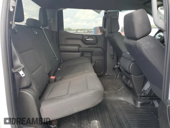 ✅ 2022 Chevrolet Silverado 1500 Work Truck • VIN: 1GCPAAEK3NZ561906 • Lot: 71847135. Wystawiony na Copart z przebiegiem 59 582 mil. Bezpłatny archiwum sprzedaży aukcyjnych z USA i szczegółowy raport historii pojazdu na DreamBid. Zdjęcie 10.