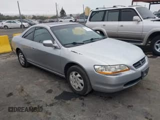 ✅ 2000 Honda Accord EX • VIN: 1HGCG3174YA025559 • Lot: 43908421. Listed on IAAI with 228,775 mi. Free auction sales archive from the USA and detailed vehicle history report at DreamBid. Image 1.
