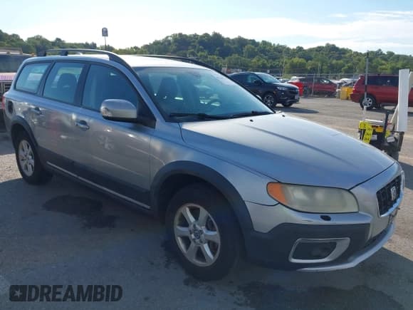 ✅ 2008 Volvo XC70 • VIN: YV4BZ982981040265 • Лот: 43360725. Опубликован ранее на IAAI с пробегом 157 402 миль. Бесплатный доступ к архиву аукционных продаж из США и подробный отчёт об истории автомобиля на DreamBid. Изображение 1.