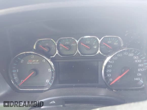 ✅ 2016 Chevrolet Silverado 1500 LT • VIN: 3GCUKREC5GG124502 • Lot: 42727541. Wystawiony na IAAI z przebiegiem Nie podano. Bezpłatny archiwum sprzedaży aukcyjnych z USA i szczegółowy raport historii pojazdu na DreamBid. Zdjęcie 7.