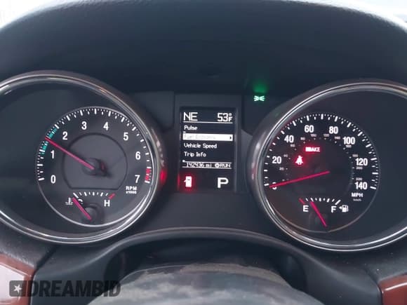 ✅ 2013 Jeep Grand Cherokee Limited • VIN: 1C4RJFBG1DC638568 • Lot: 43725371. Listed on IAAI with 142,436 mi. Free auction sales archive from the USA and detailed vehicle history report at DreamBid. Image 7.