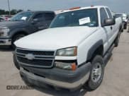 ✅ 2006 Chevrolet Silverado 2500HD LT2 • VIN: 1GCHK29U16E207166 • Lot: 42068401. Listed on IAAI with 105,646 mi. Free auction sales archive from the USA and detailed vehicle history report at DreamBid. Image 18.