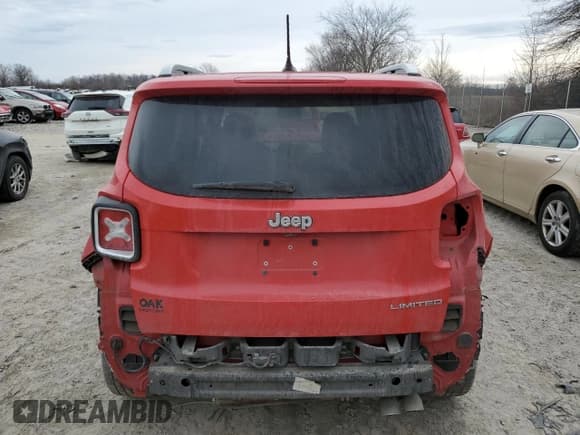 ✅ 2016 Jeep Renegade Limited • VIN: ZACCJADT1GPC76793 • Lot: 47093365. Wystawiony na Copart z przebiegiem 129 838 mil. Bezpłatny archiwum sprzedaży aukcyjnych z USA i szczegółowy raport historii pojazdu na DreamBid. Zdjęcie 6.