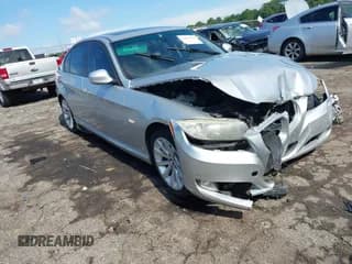 ✅ 2011 BMW 3 Series 328i • VIN: WBAPH7G59BNN06365 • Лот: 42463662. Опубликован ранее на IAAI с пробегом 182 090 миль. Бесплатный доступ к архиву аукционных продаж из США и подробный отчёт об истории автомобиля на DreamBid. Изображение 1.