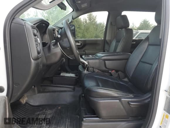 ✅ 2020 Chevrolet Silverado 2500HD Work Truck • VIN: 1GC4YLEY7LF206511 • Lot: 69542385. Wystawiony na Copart z przebiegiem 104 766 mil. Bezpłatny archiwum sprzedaży aukcyjnych z USA i szczegółowy raport historii pojazdu na DreamBid. Zdjęcie 7.