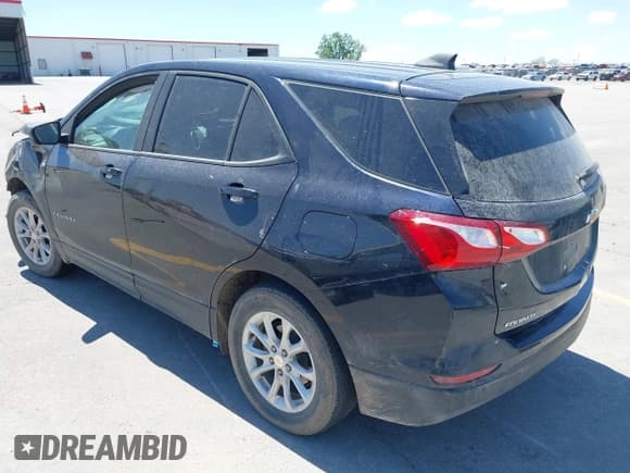 ✅ 2021 Chevrolet Equinox LS • VIN: 3GNAXSEV5MS116915 • Lot: 42278247. Listed on IAAI with 62,152 mi. Free auction sales archive from the USA and detailed vehicle history report at DreamBid. Image 3.