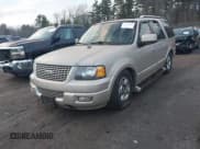 ✅ 2005 Ford Expedition Limited • VIN: 1FMFU20525LA94373 • Lot: 43796073. Wystawiony na IAAI z przebiegiem 140 660 mil. Bezpłatny archiwum sprzedaży aukcyjnych z USA i szczegółowy raport historii pojazdu na DreamBid. Zdjęcie 2.