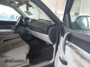 ✅ 2010 Chevrolet Silverado 1500 LT • VIN: 3GCRKSE30AG198639 • Lot: 43623056. Wystawiony na IAAI z przebiegiem 257 454 mil. Bezpłatny archiwum sprzedaży aukcyjnych z USA i szczegółowy raport historii pojazdu na DreamBid. Zdjęcie 5.