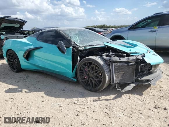✅ 2023 Chevrolet Corvette 3LT • VIN: 1G1YC3D47P5104970 • Лот: 77749024. Опубликован ранее на Copart с пробегом 12 648 миль. Бесплатный доступ к архиву аукционных продаж из США и подробный отчёт об истории автомобиля на DreamBid. Изображение 4.