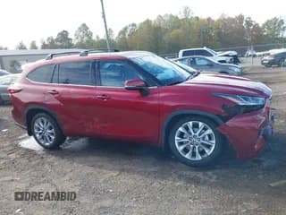 ✅ 2021 Toyota Highlander Limited • VIN: 5TDDZRBH7MS551057 • Lot: 43525410. Wystawiony na IAAI z przebiegiem 65 052 mil. Bezpłatny archiwum sprzedaży aukcyjnych z USA i szczegółowy raport historii pojazdu na DreamBid. Zdjęcie 6.