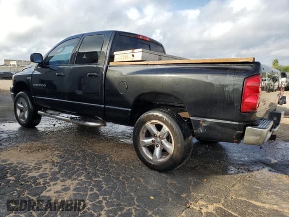 ✅ 2007 Dodge 1500 SLT • VIN: 1D7HU18217S241606 • Лот: 79417004. Опубликован ранее на Copart с пробегом 174 405 миль. Бесплатный доступ к архиву аукционных продаж из США и подробный отчёт об истории автомобиля на DreamBid. Изображение 2.